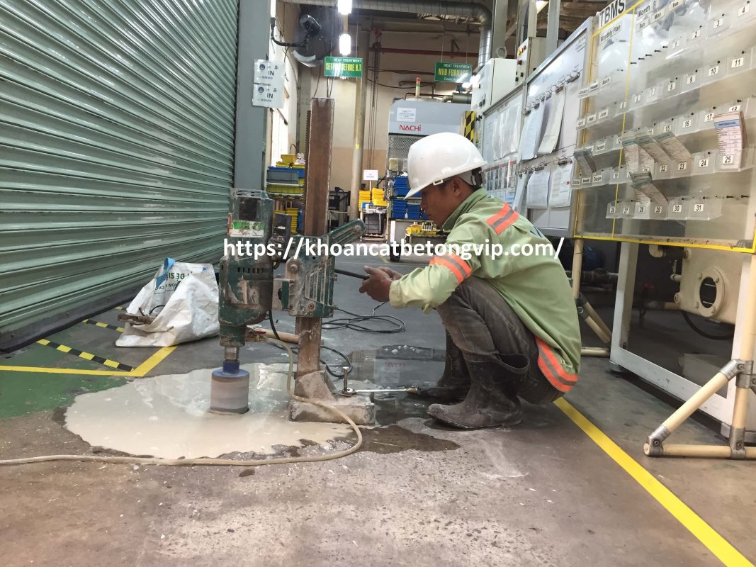 Khoan rút lõi bê tông quận 3